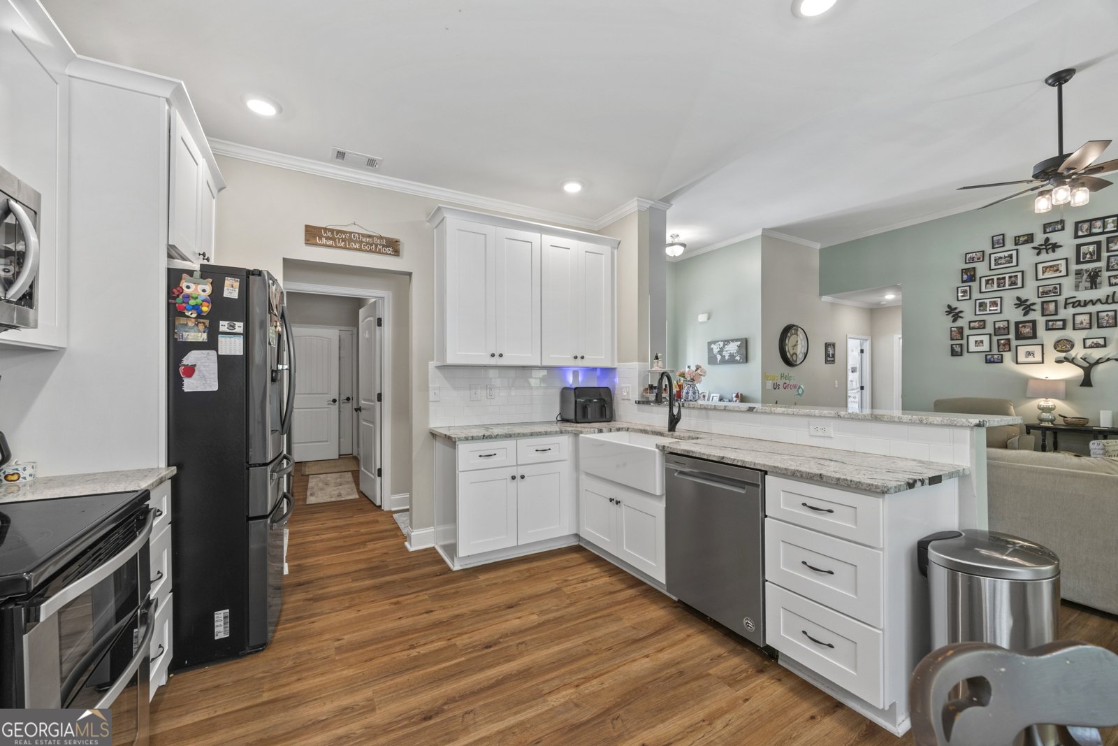1121 Windsor Creek Drive Madison - 17