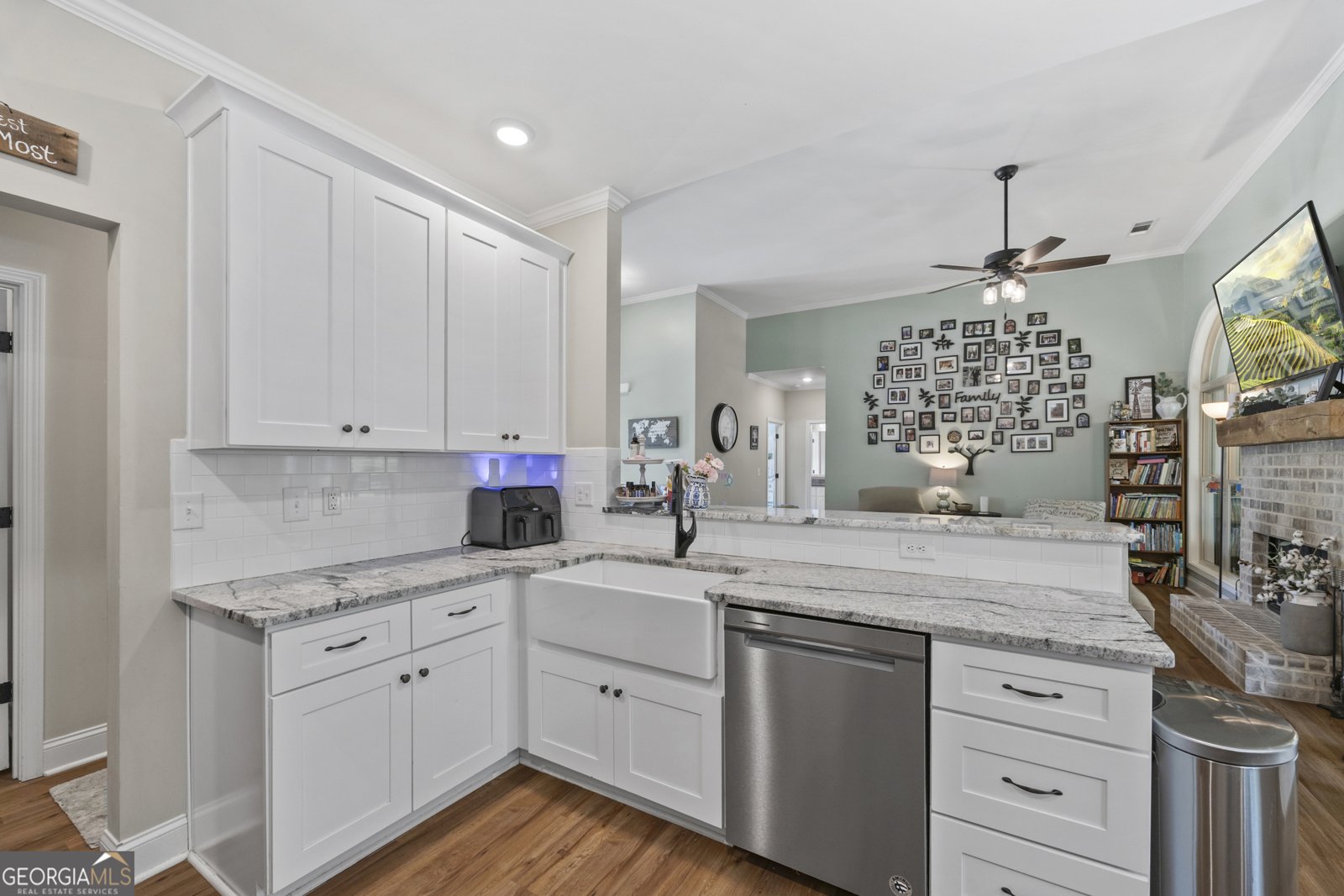 1121 Windsor Creek Drive Madison - 21