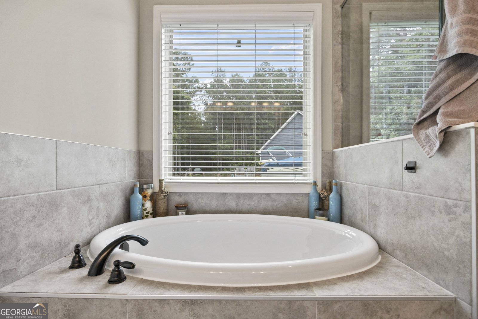 1121 Windsor Creek Drive Madison - 33