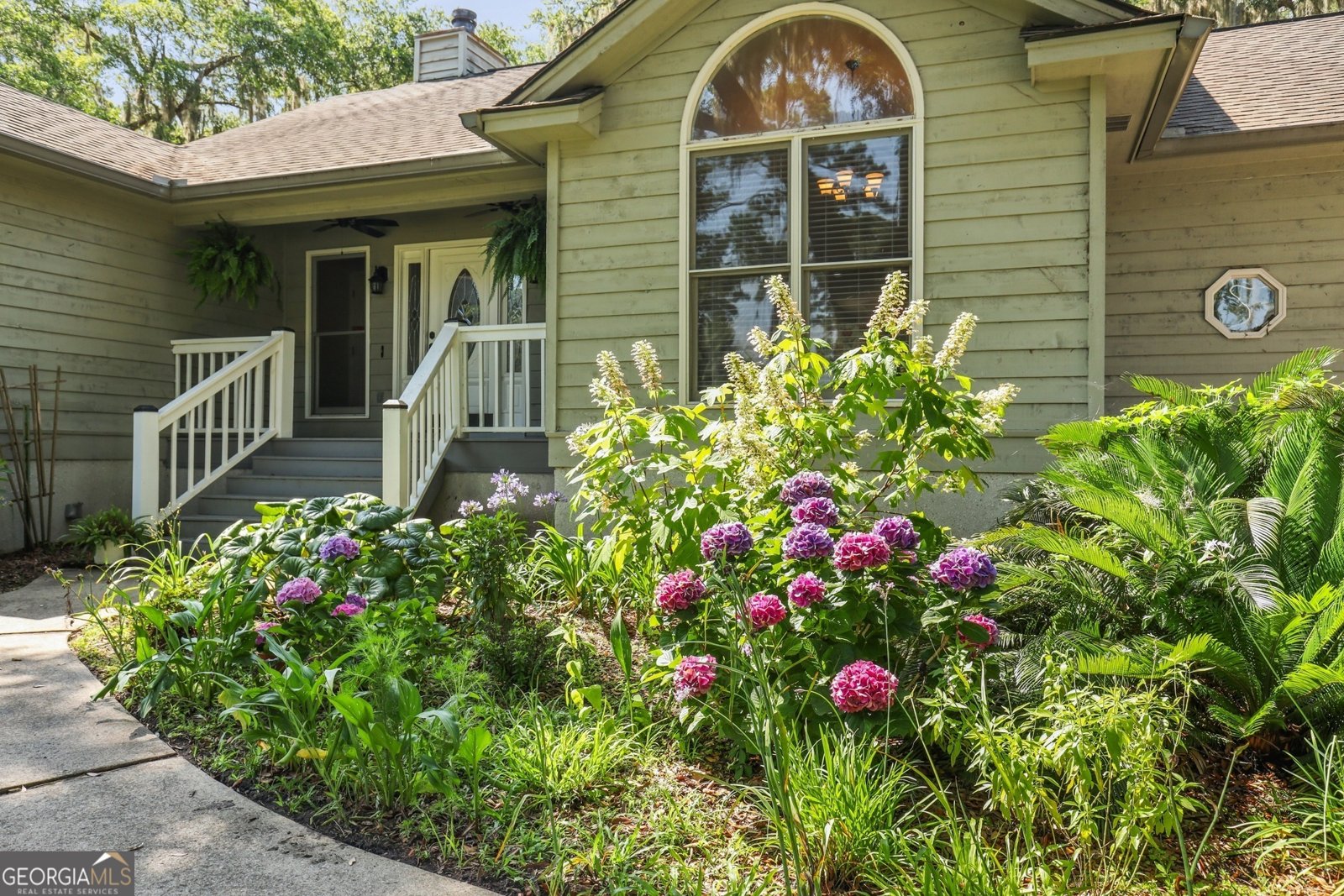 550 Strathy Hall Drive Richmond Hill - 3