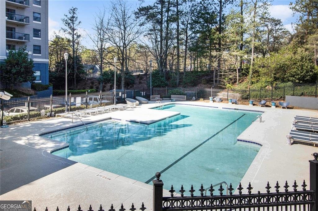 795 HAMMOND Drive Sandy Springs - 16