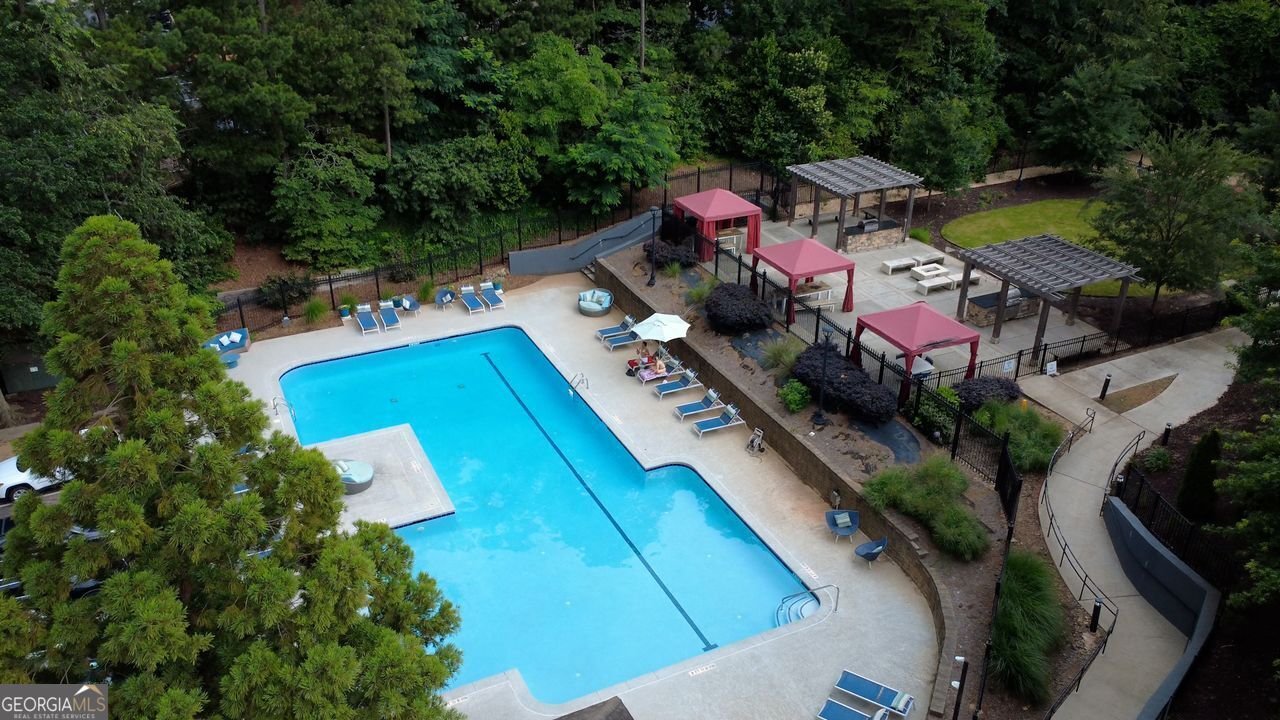 795 HAMMOND Drive Sandy Springs - 6