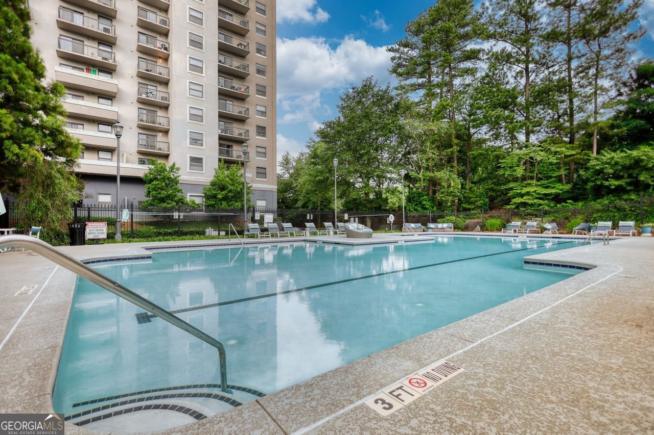 795 HAMMOND Drive Sandy Springs - 7