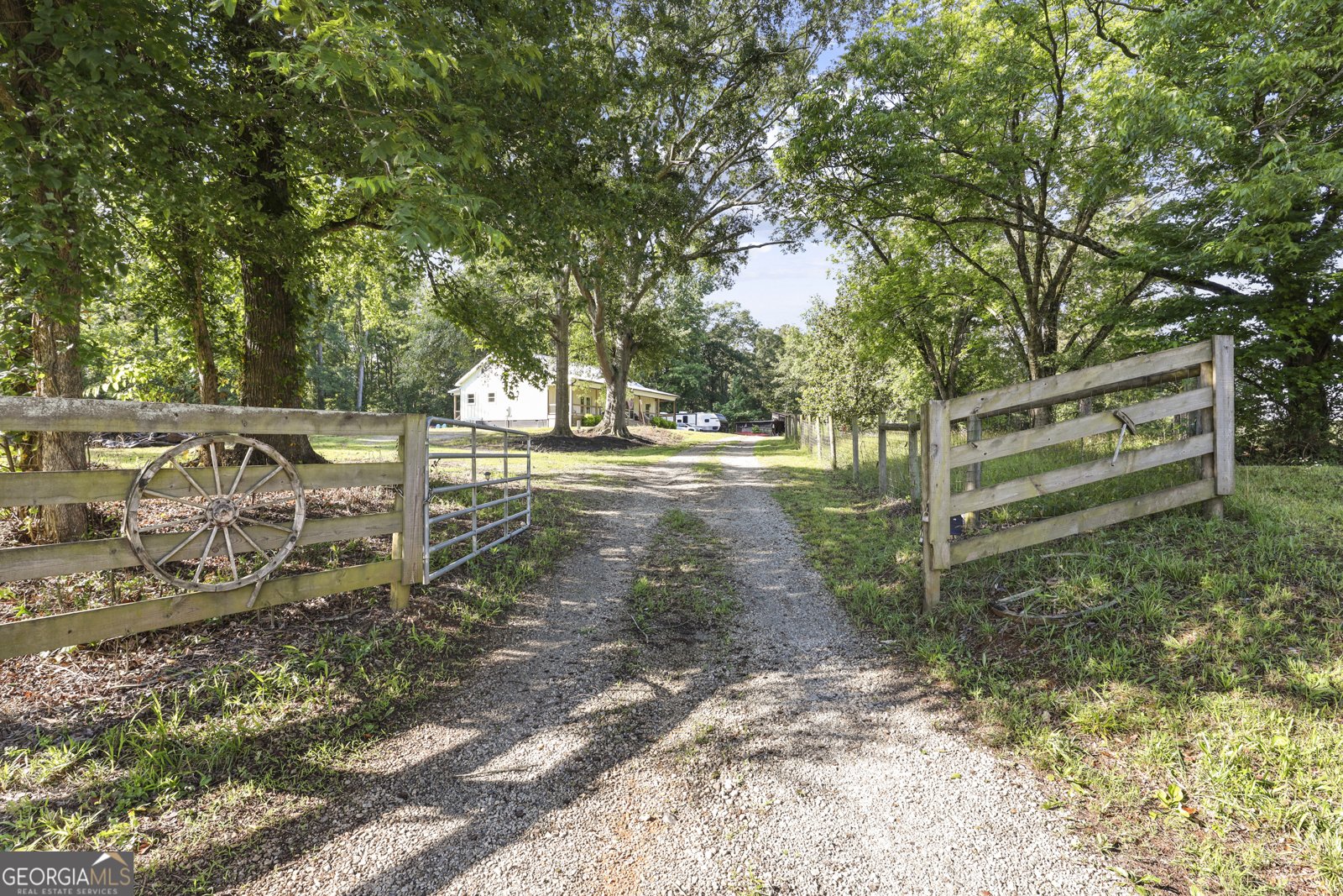 1571 Sunshine Road Toccoa - 1