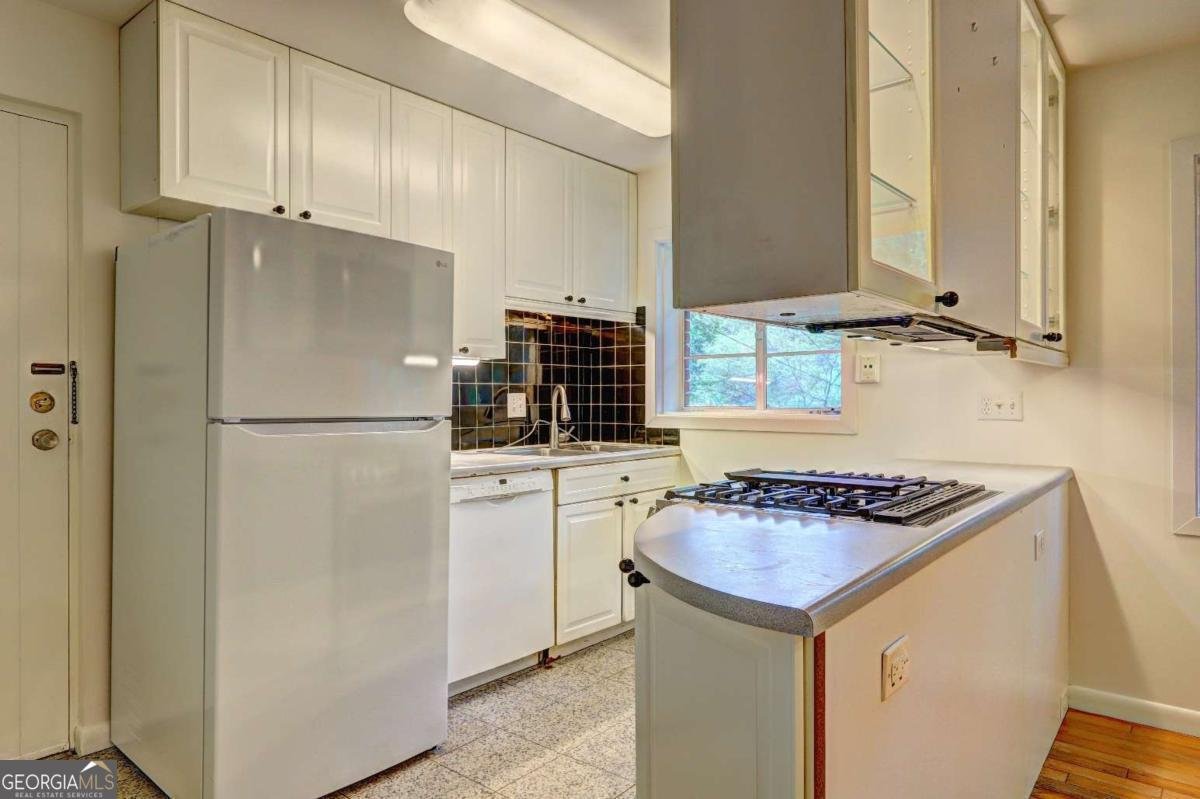 1400 Chalmette Drive Atlanta - 14