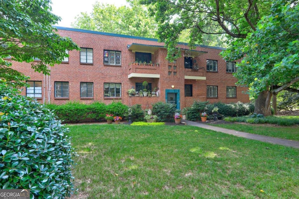 1400 Chalmette Drive Atlanta - 2