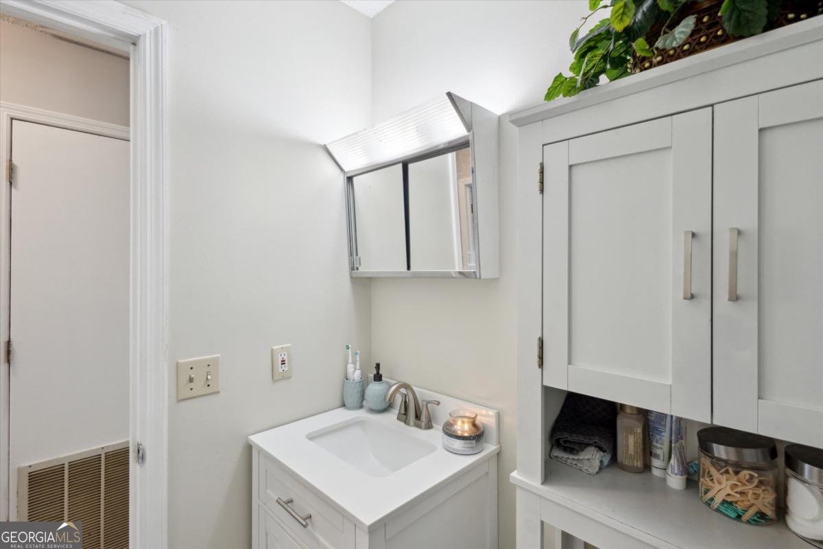 151 Ogeechee Avenue Bloomingdale - 26