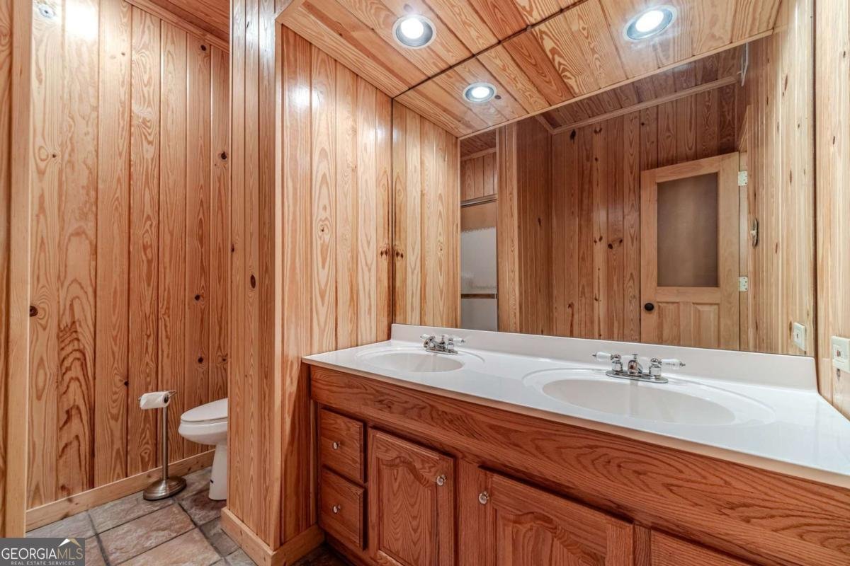 3830 Gallant Fox Court Duluth - 49