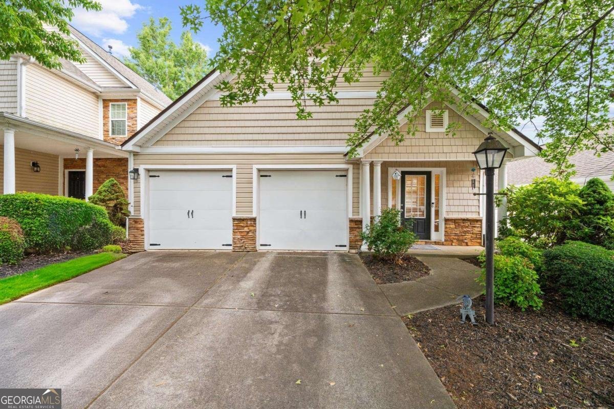 2685 Gateview Court Cumming - 1
