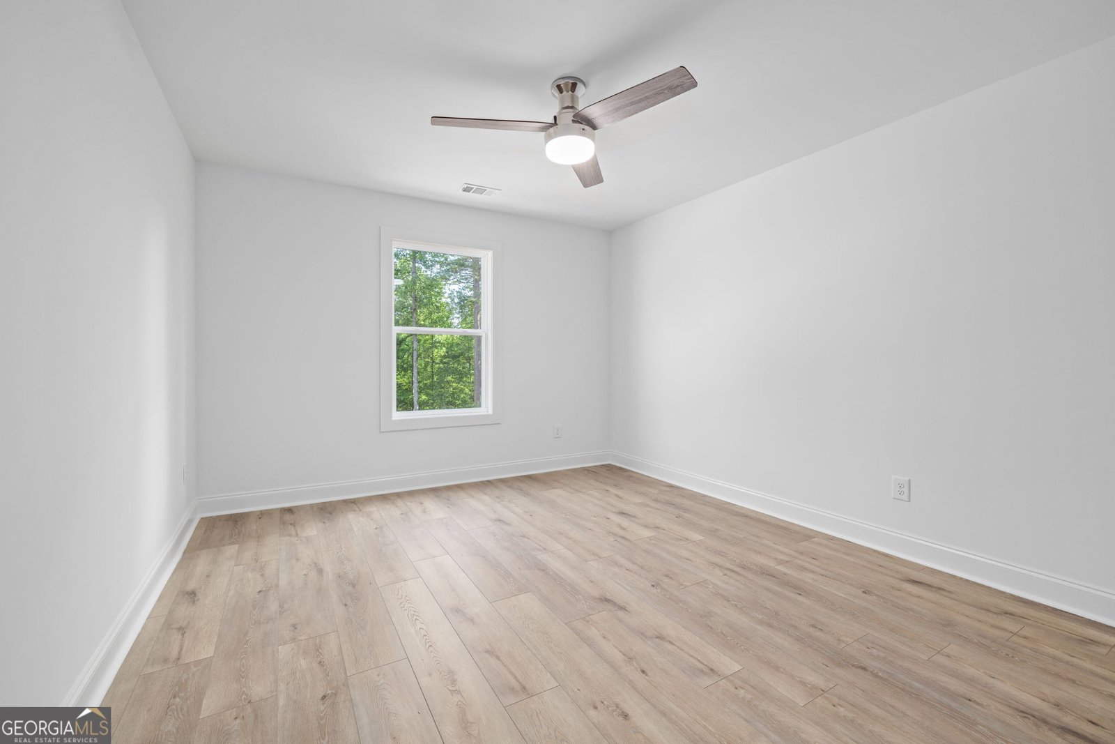 301 Kissimmee Trail Cornelia - 33