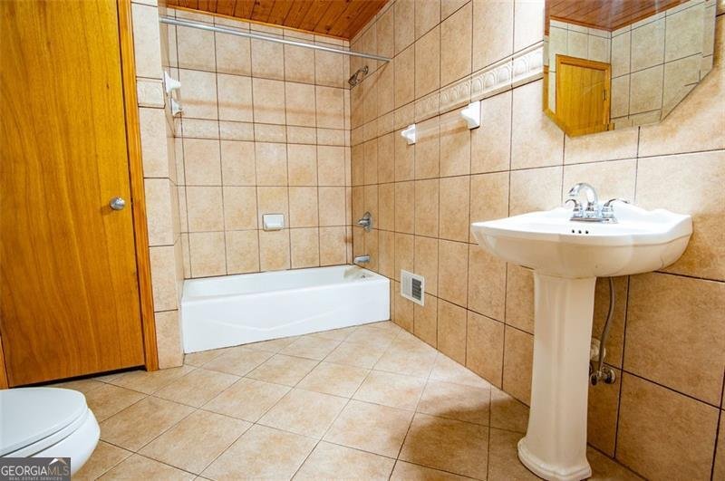 360 PARR FARM Road Covington - 29