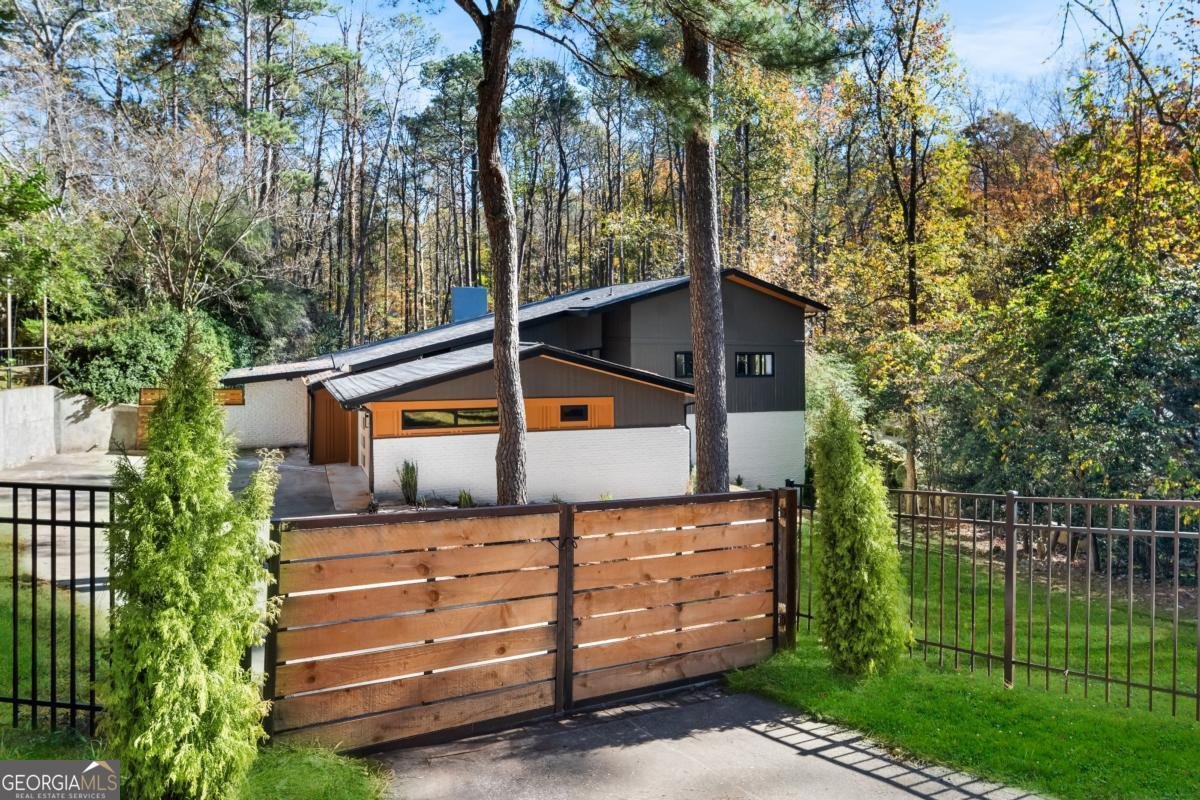 2751 Margaret Mitchell Drive Atlanta - 1