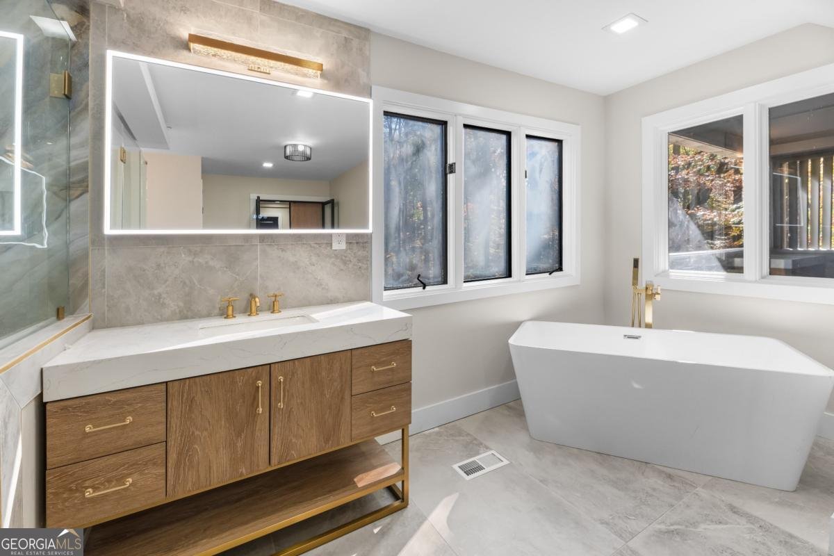 2751 Margaret Mitchell Drive Atlanta - 19