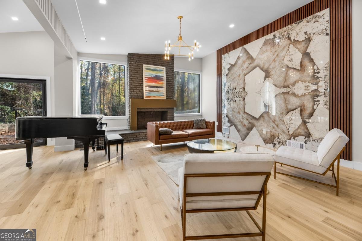 2751 Margaret Mitchell Drive Atlanta - 8