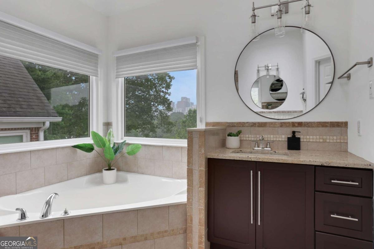 13 Highland Park Lane Atlanta - 38
