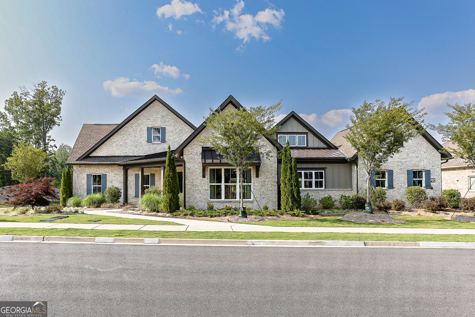 330 Carriage Glen Lane Woodstock - 14