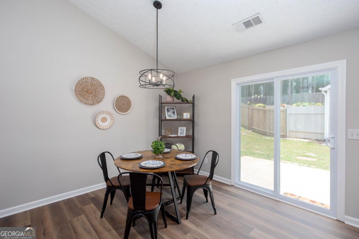 214 Chelsea Court Woodstock - 14