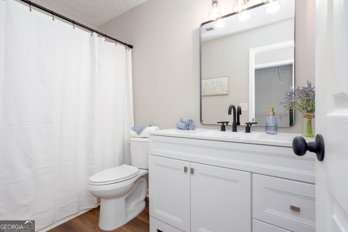 214 Chelsea Court Woodstock - 21