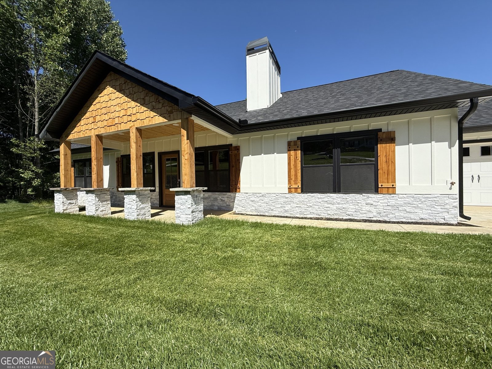 270 Meadow Crest Drive Cleveland - 2