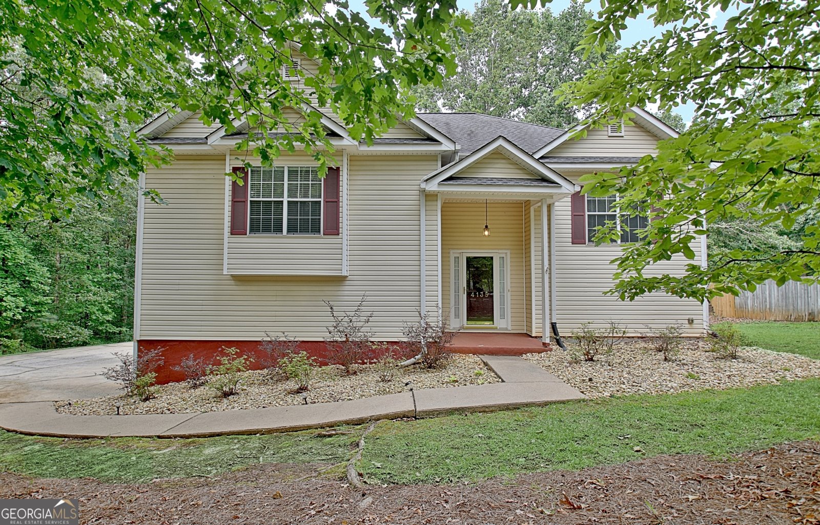 4135 Coursey Lake Road Douglasville - 1