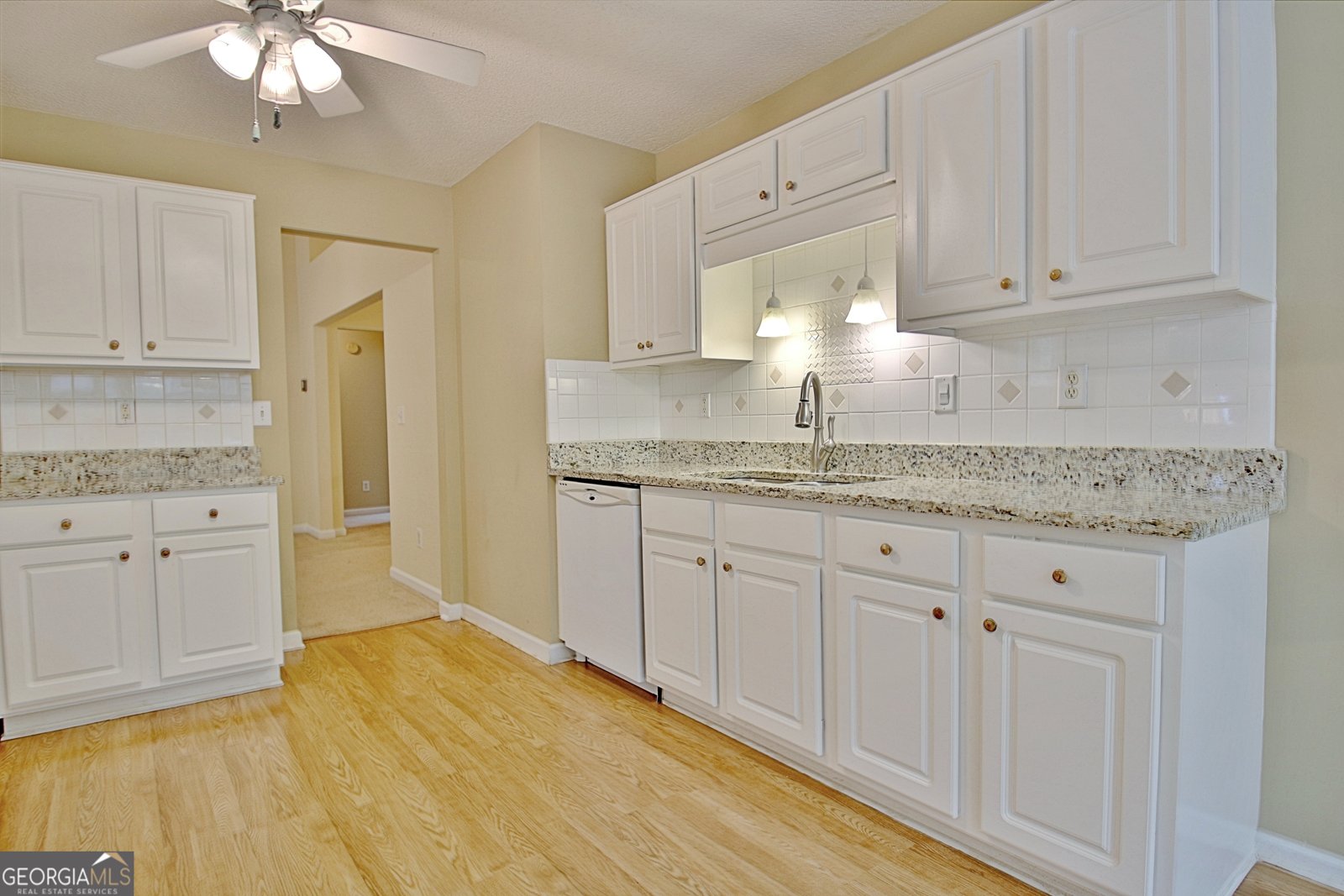4135 Coursey Lake Road Douglasville - 27