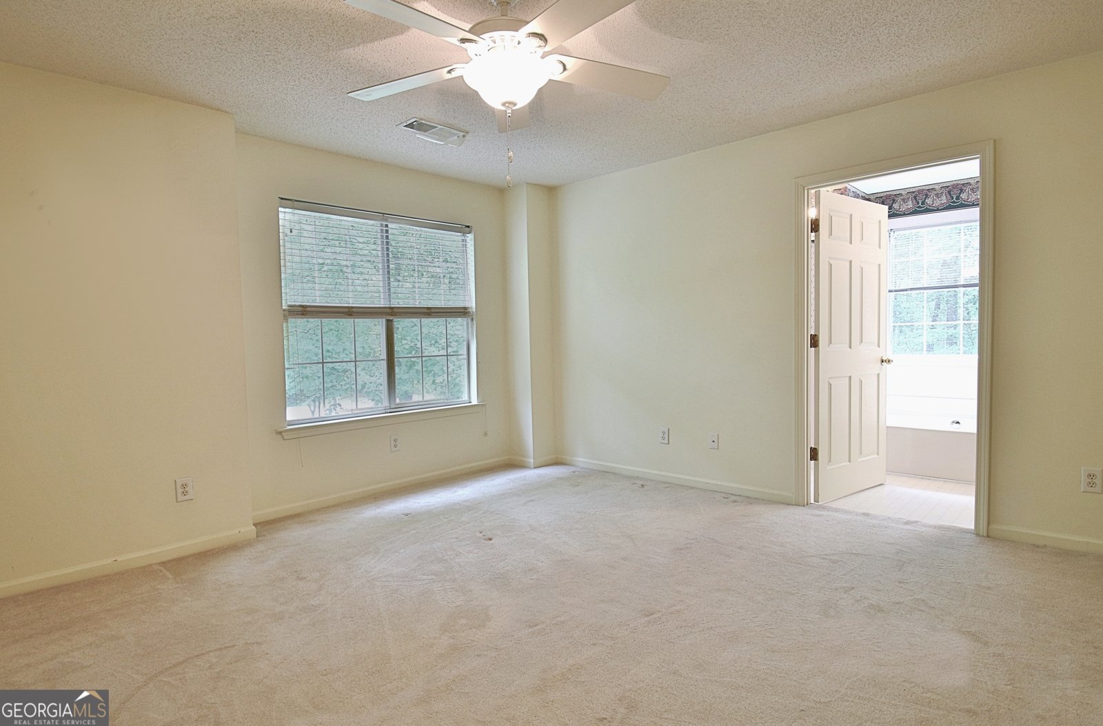 4135 Coursey Lake Road Douglasville - 31