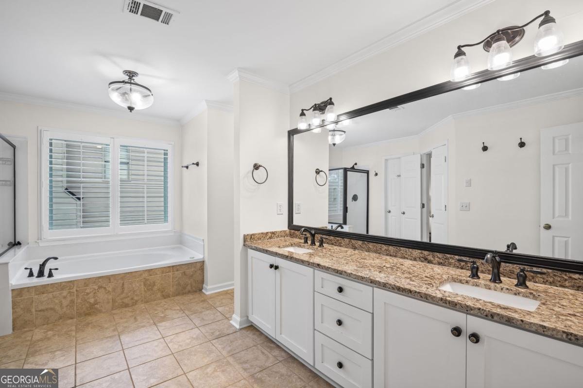 640 Windwalk Drive Roswell - 10