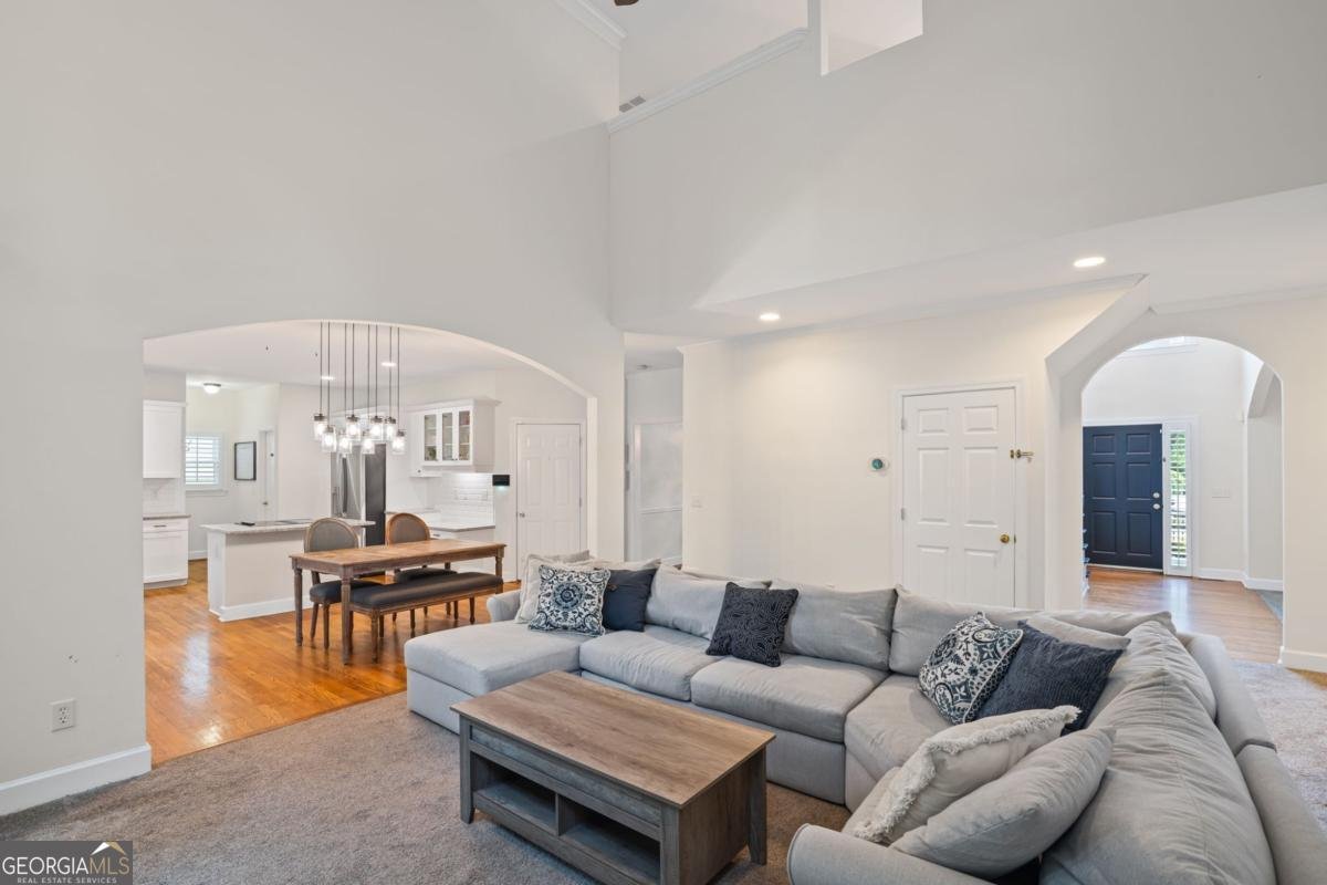 640 Windwalk Drive Roswell - 2