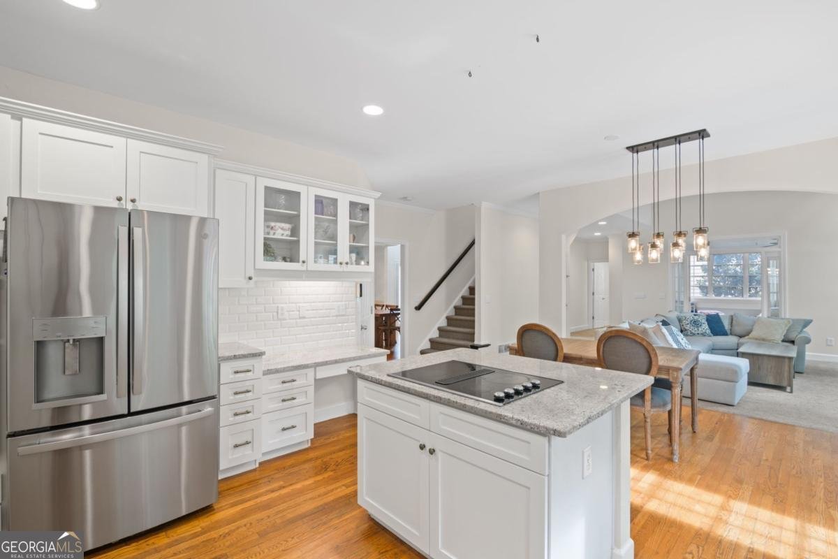 640 Windwalk Drive Roswell - 6