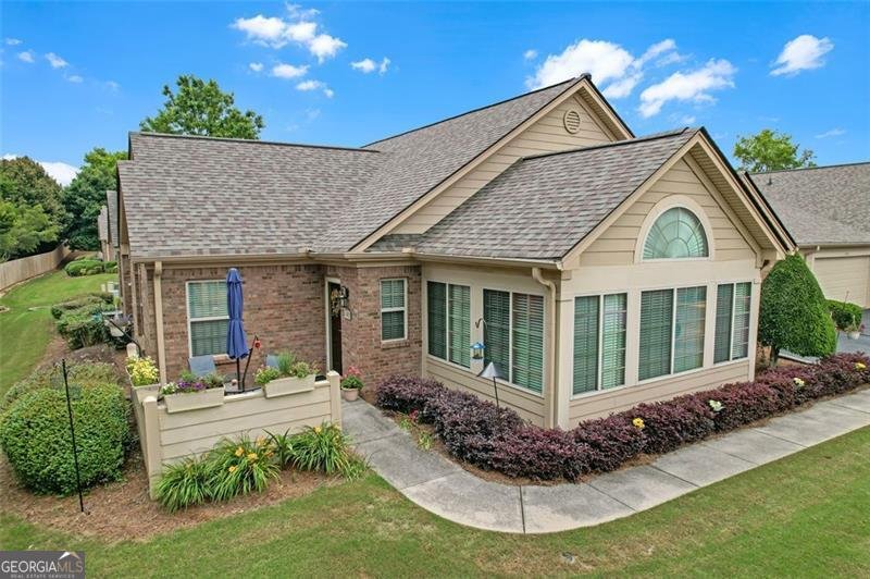1402 SILVER SUMMIT Drive Conyers - 1