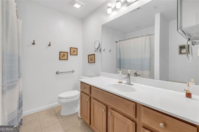 1402 SILVER SUMMIT Drive Conyers - 16