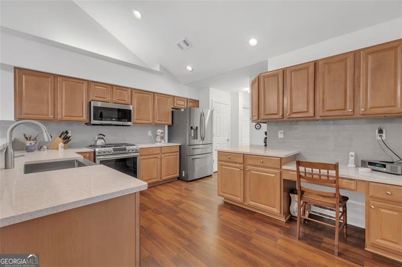 1402 SILVER SUMMIT Drive Conyers - 17