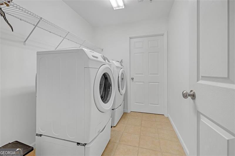 1402 SILVER SUMMIT Drive Conyers - 21