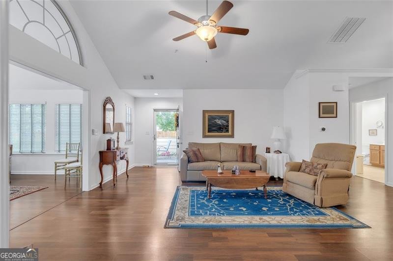 1402 SILVER SUMMIT Drive Conyers - 9