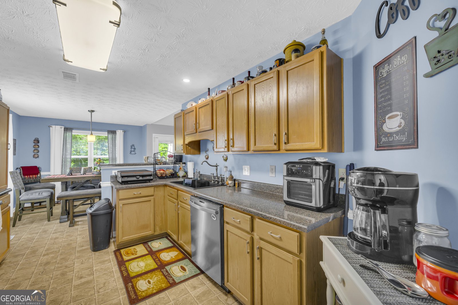 387 Searchlight Drive Winder - 39