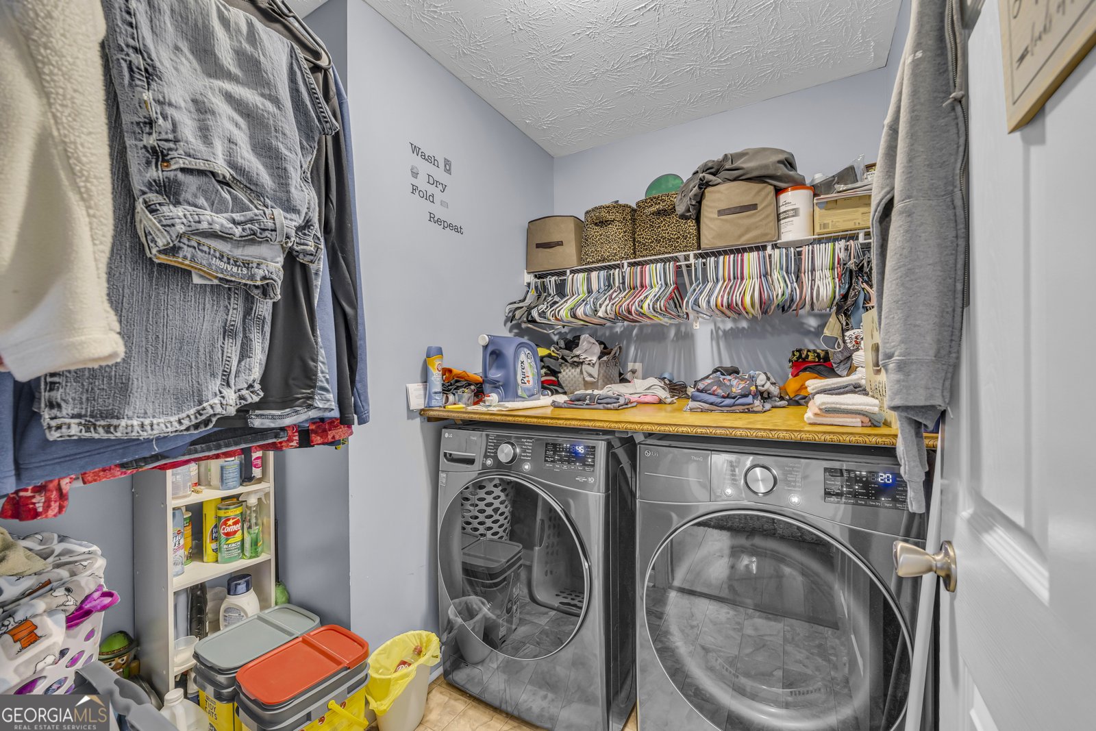 387 Searchlight Drive Winder - 51