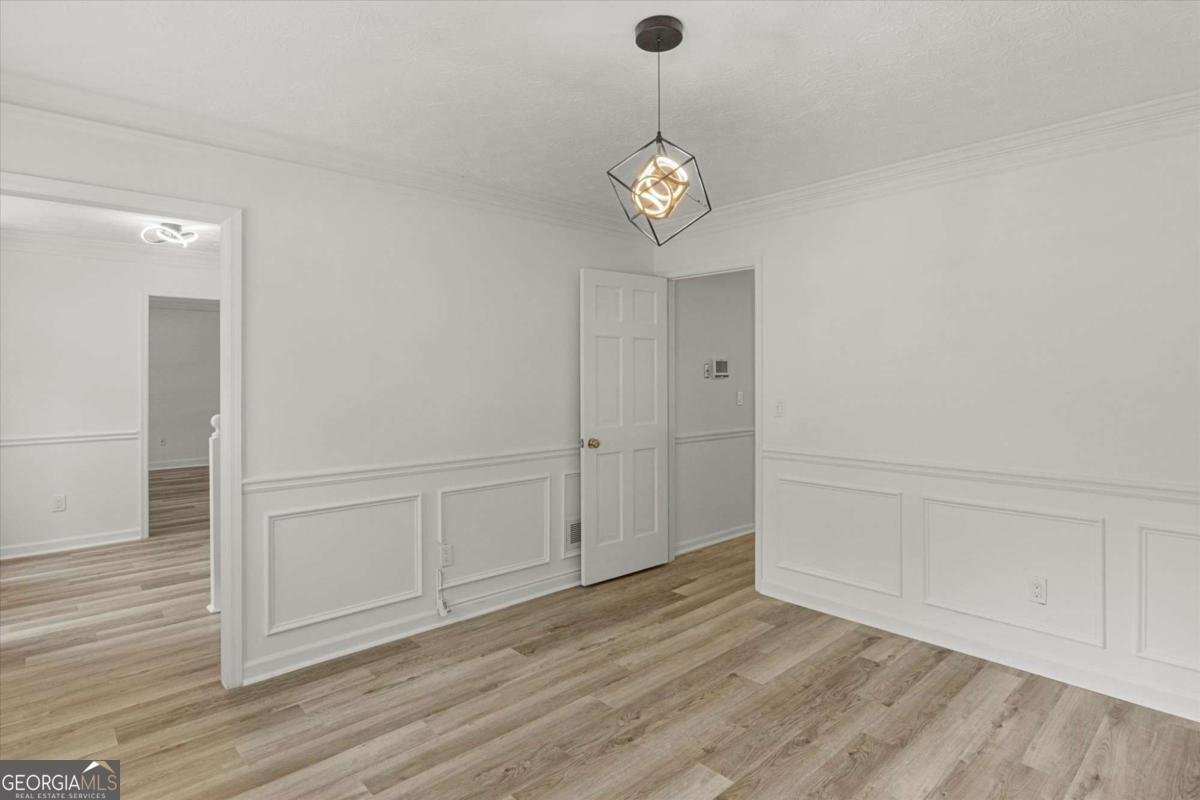 4220 Singing Post Lane Roswell - 10