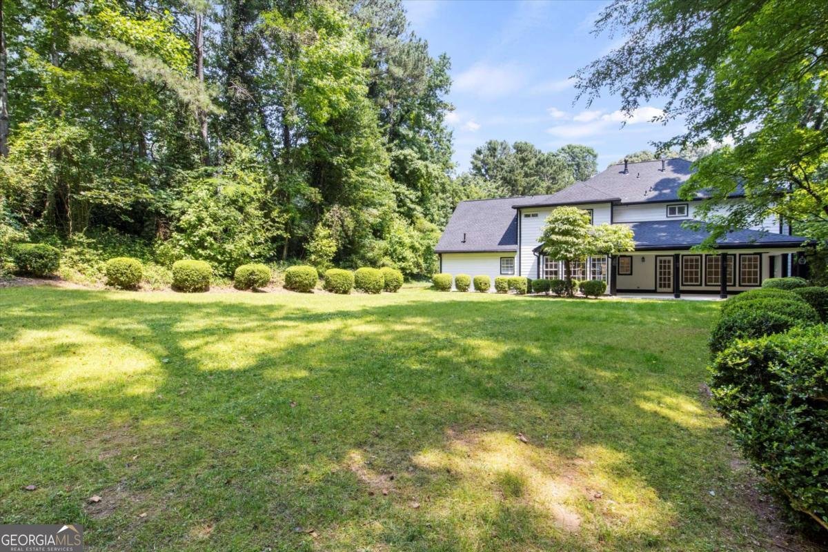 4220 Singing Post Lane Roswell - 43