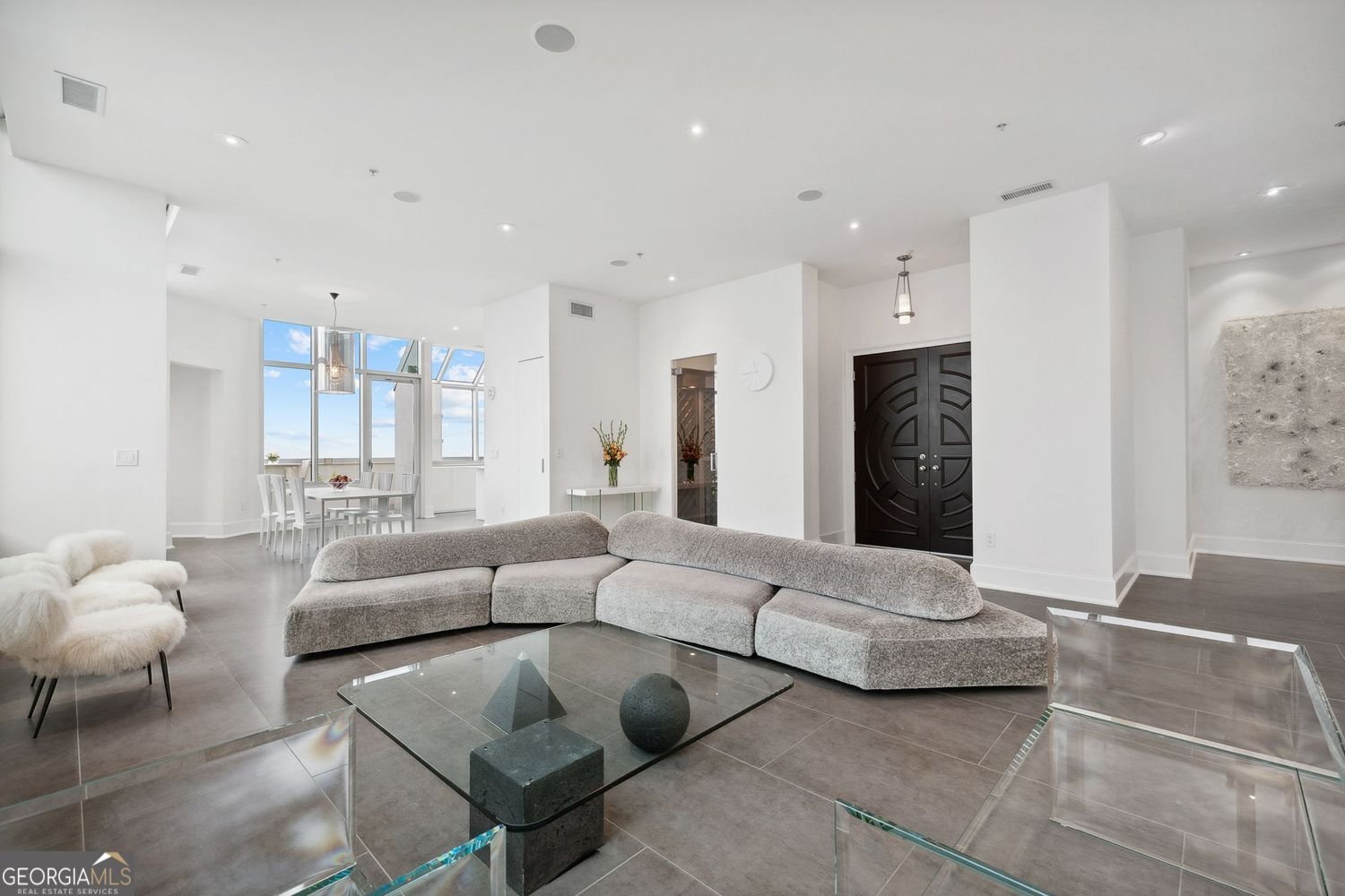 2828 Peachtree Road Atlanta - 3