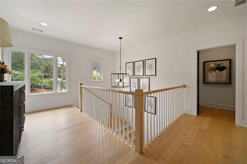 633 Channing Drive Atlanta - 22