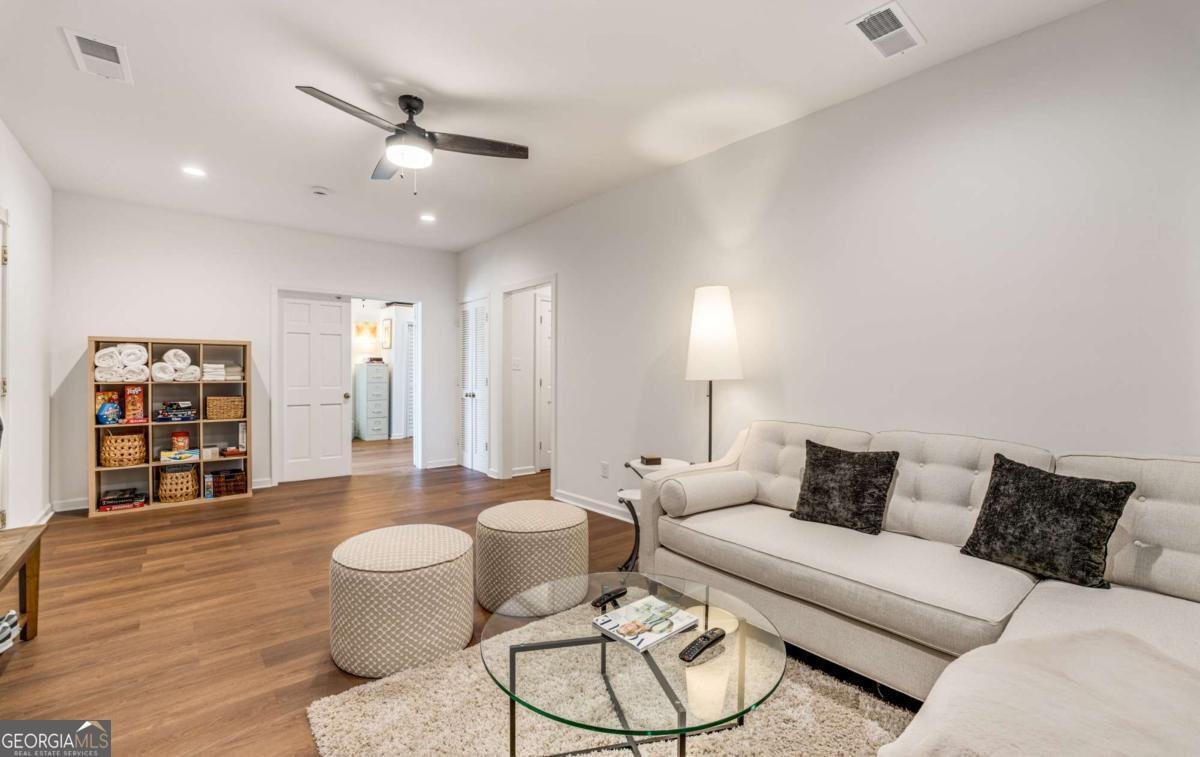 615 Pinetree Drive Decatur - 27