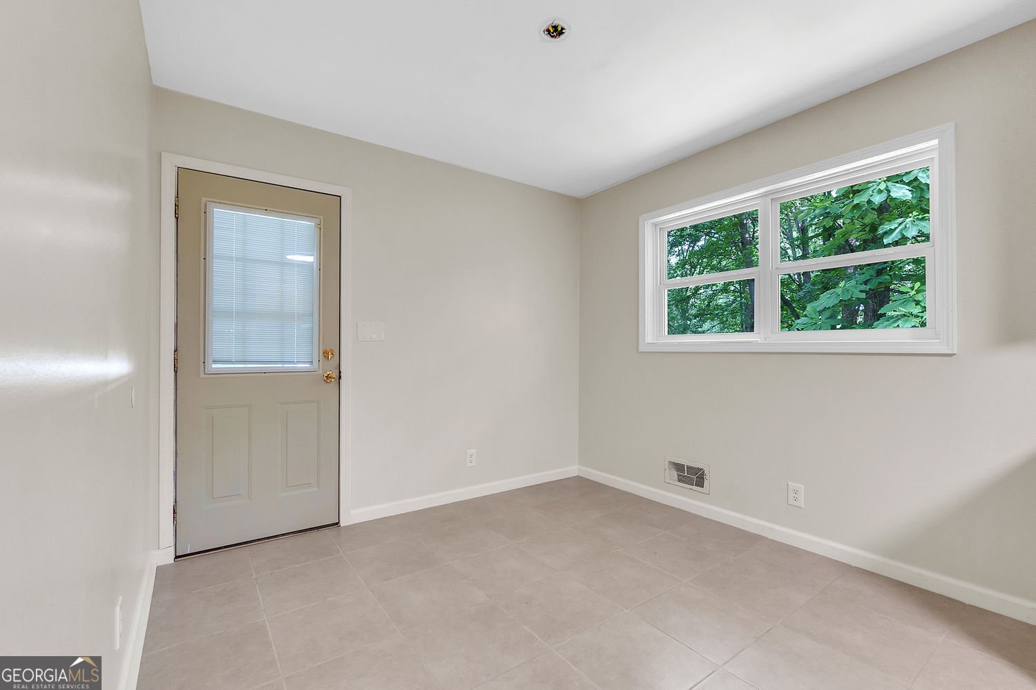 514 Macedonia Forest Circle Circle Canton - 16