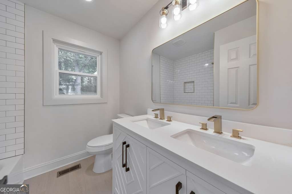 2254 Glendale Drive Decatur - 23