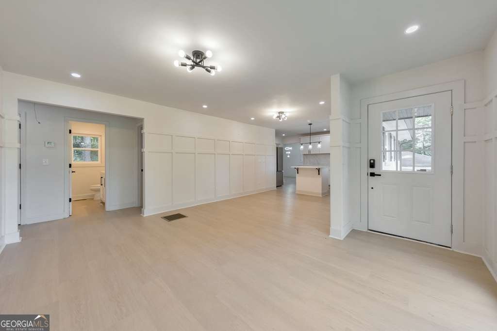 2254 Glendale Drive Decatur - 3