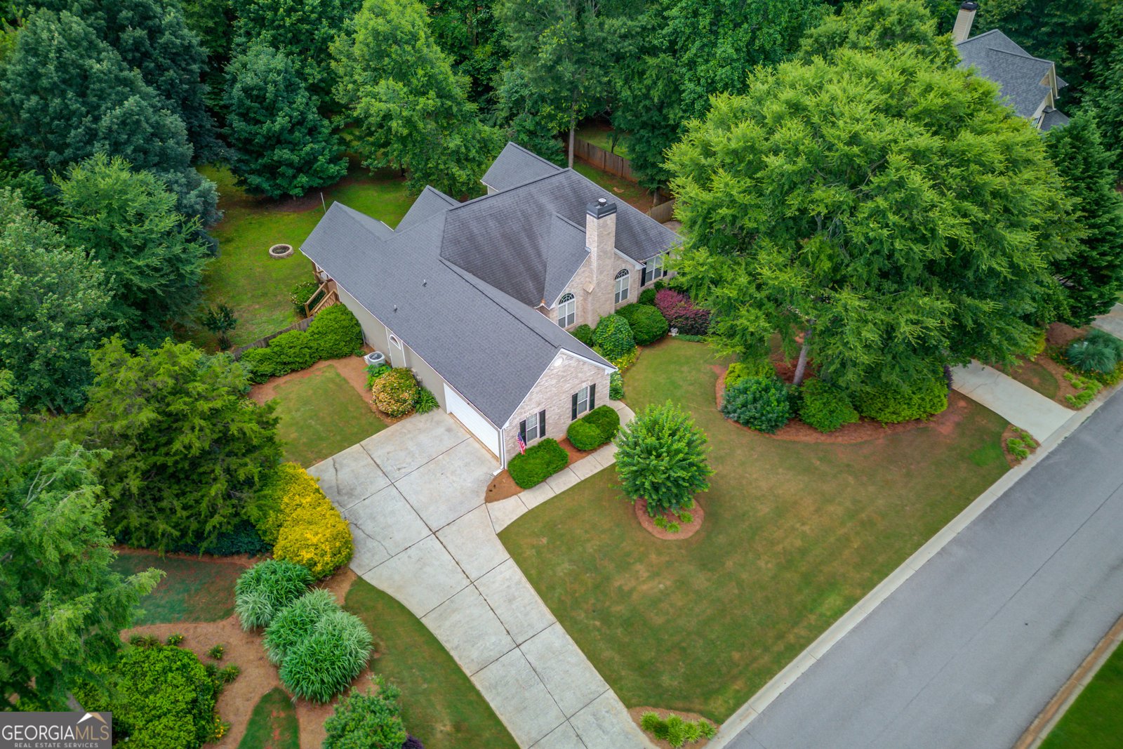161 Southampton Circle Hoschton - 3