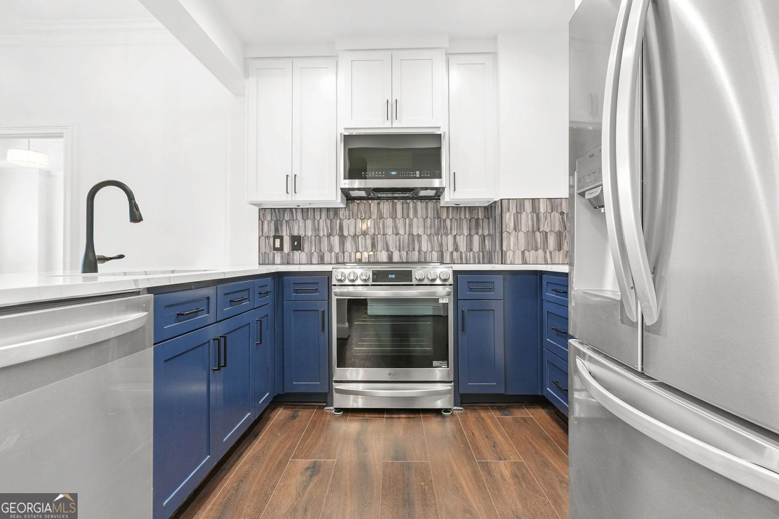 2277 PEACHTREE Road Atlanta - 4