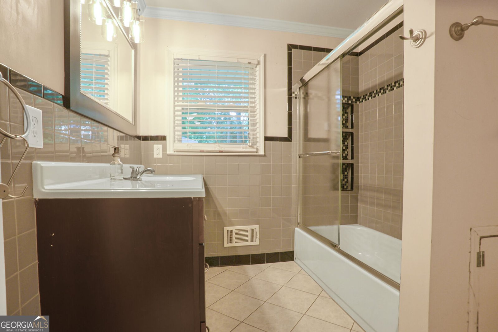 2473 Melinda Drive Atlanta - 19
