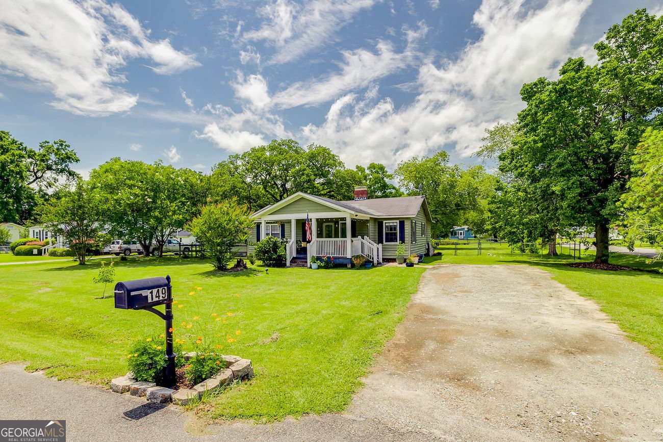 149 Spruce Street Richmond Hill - 2