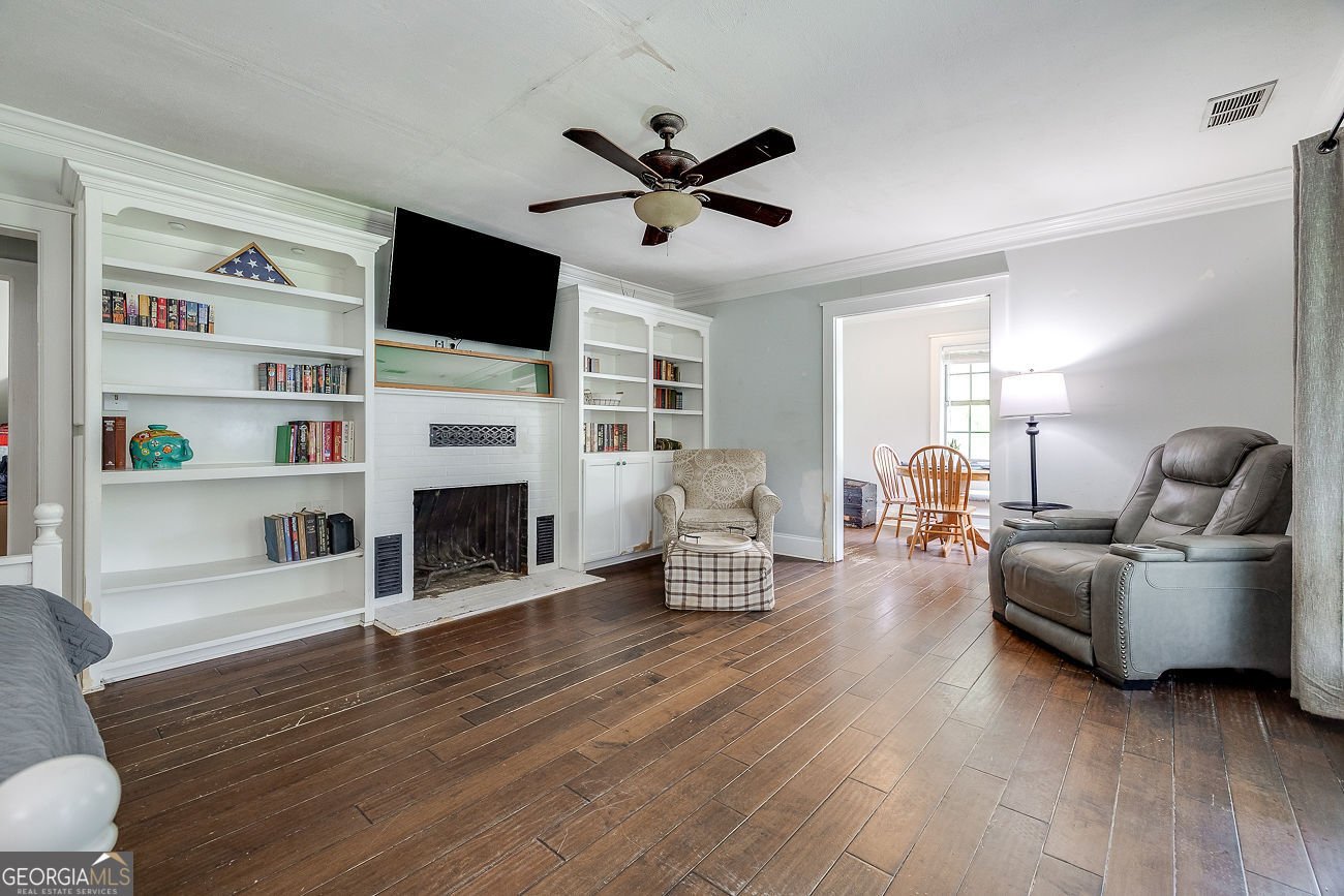 149 Spruce Street Richmond Hill - 9