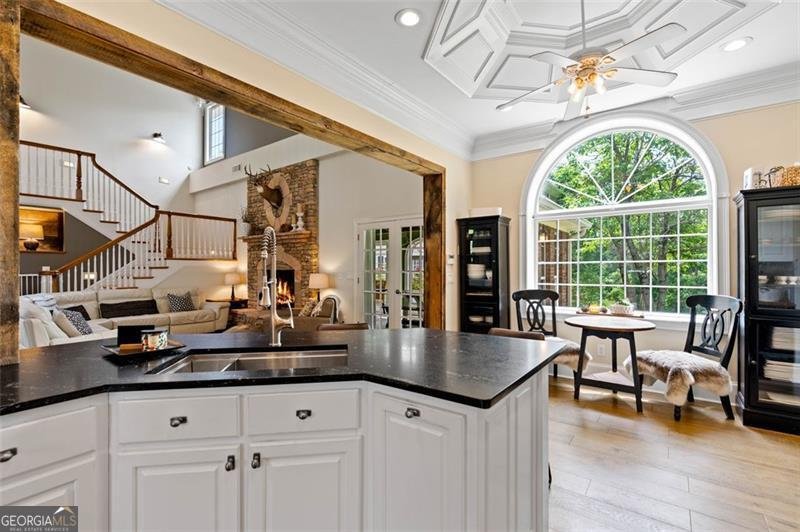 4337 MOUNTAIN VIEW Road Oakwood - 19